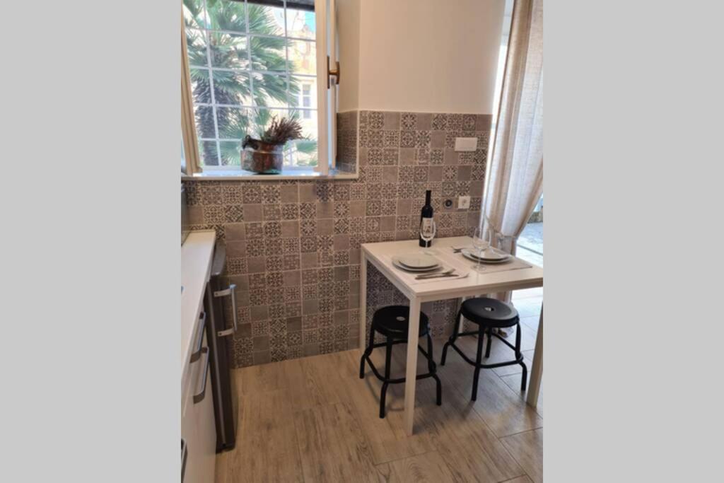 Studio Apartment Marella Vis Exterior foto